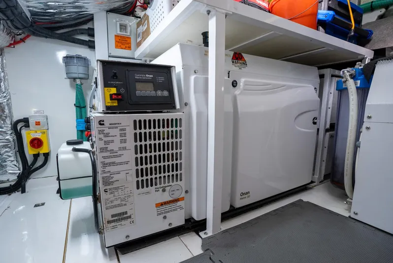 Fly By Yacht Photos Pics 