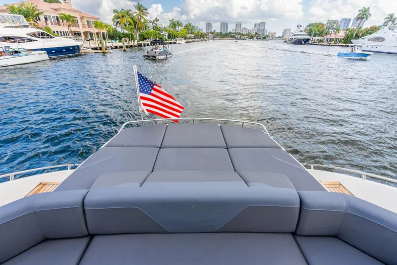 Fly By Yacht Photos Pics 