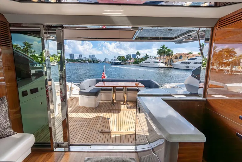 Fly By Yacht Photos Pics 