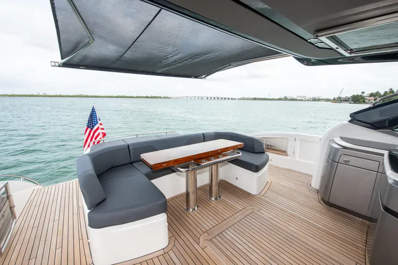 Fly By Yacht Photos Pics 