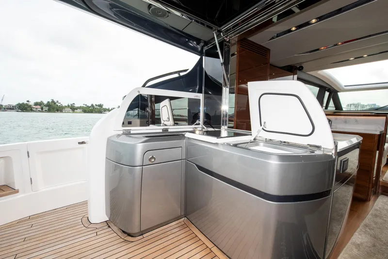 Fly By Yacht Photos Pics 