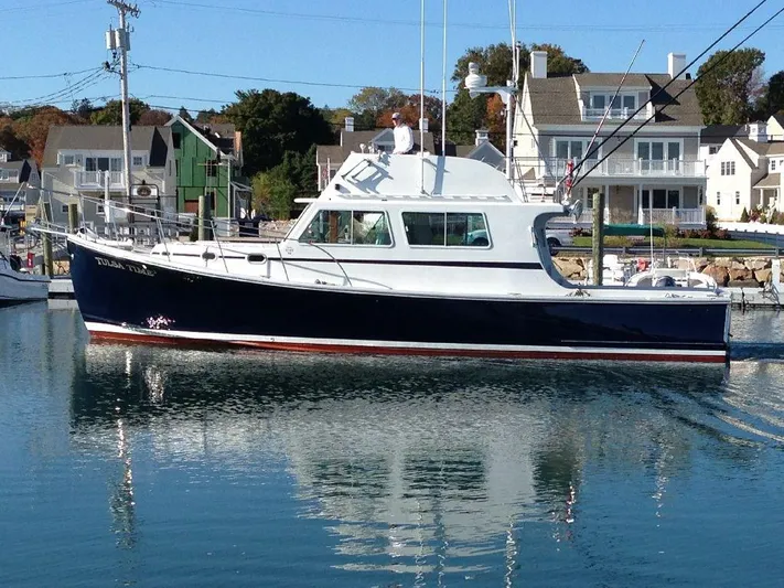 Ahi Ink Yacht Photos Pics 