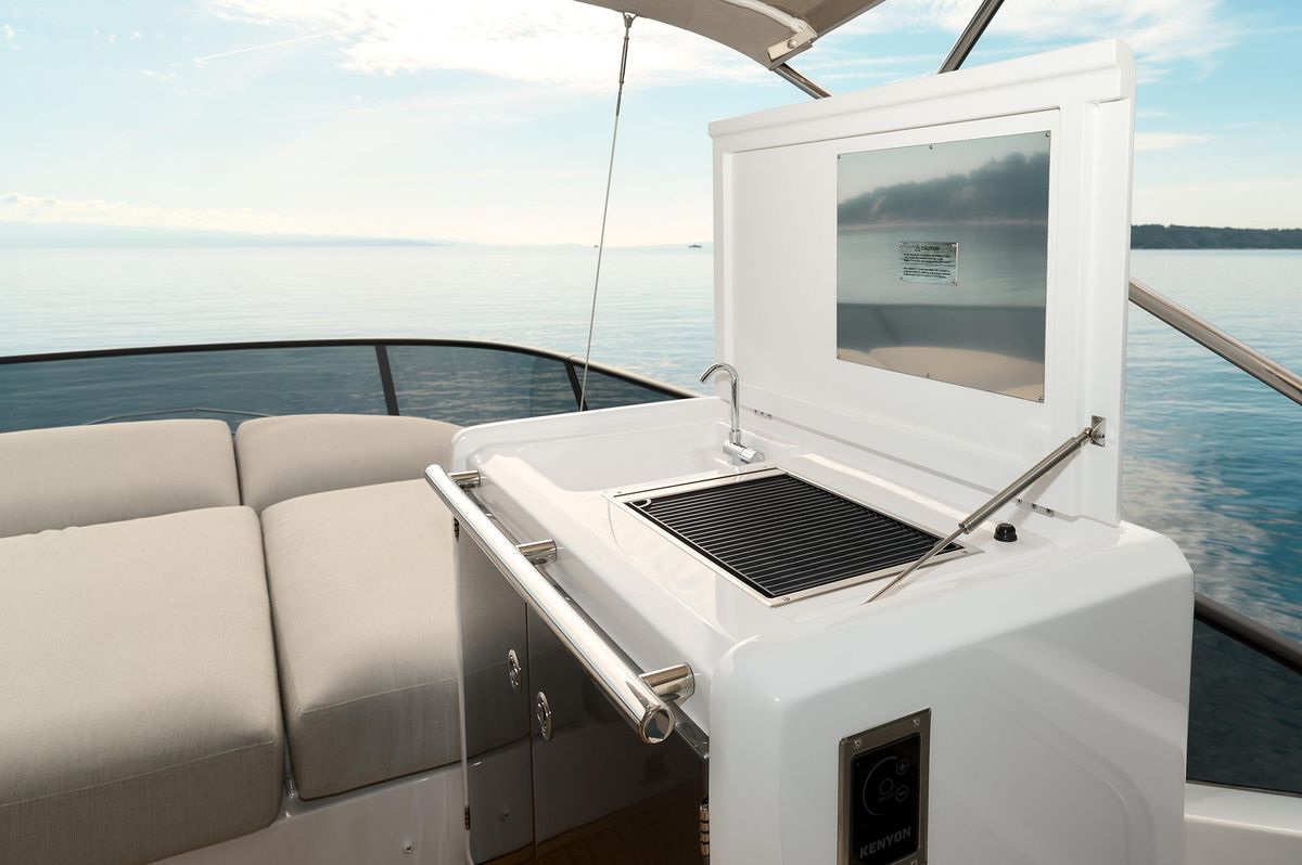 2023 Azimut 55 