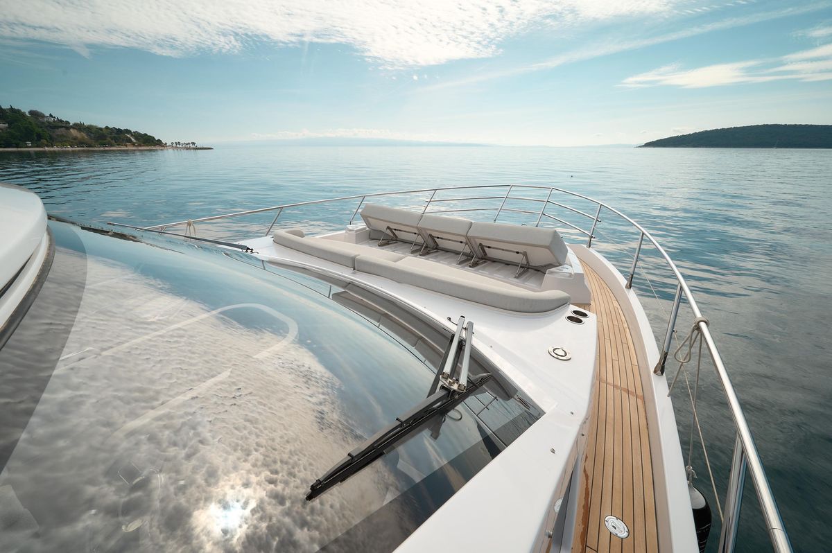2023 Azimut 55 