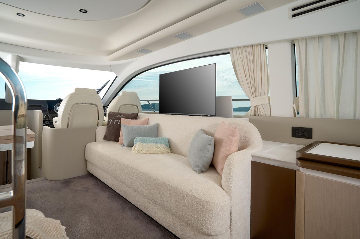 2023 Azimut 55 