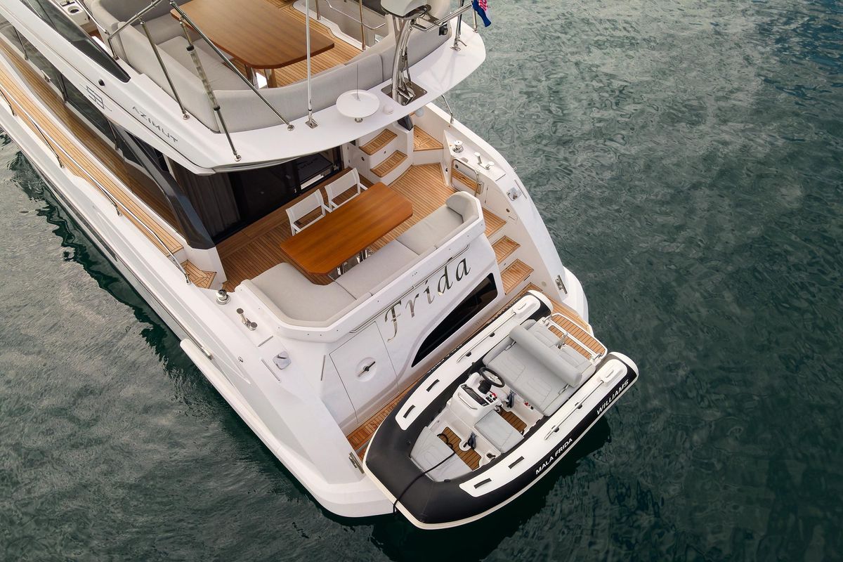 2023 Azimut 55 