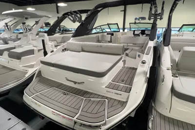 Sea Ray SDX 250 Surf