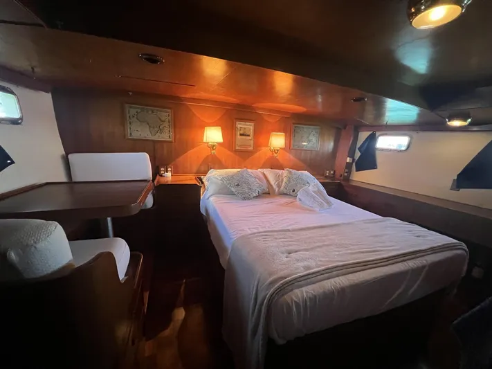  Yacht Photos Pics IMG_6100.jpeg