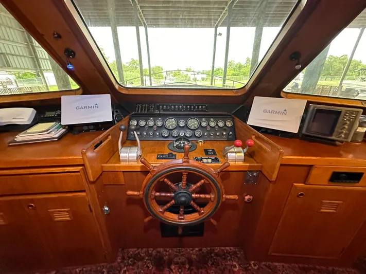 Ranger Yacht Photos Pics 1986 Cheoy Lee 66 Long Range Motor Yacht helm with Garmin navigation equipment.
