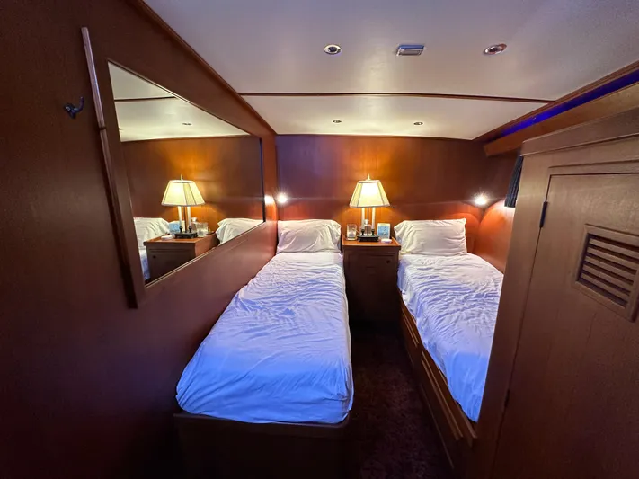 Ranger Yacht Photos Pics 