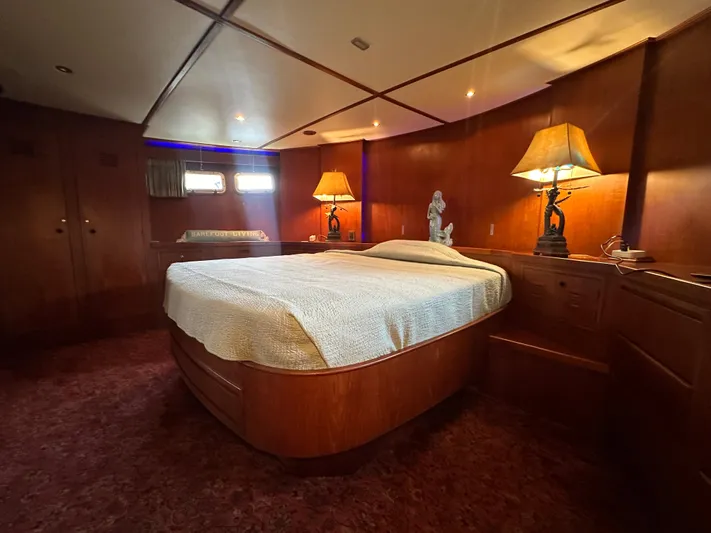 Ranger Yacht Photos Pics 