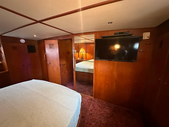 Ranger Yacht Photos Pics 