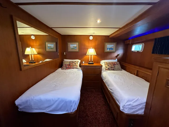 Ranger Yacht Photos Pics 