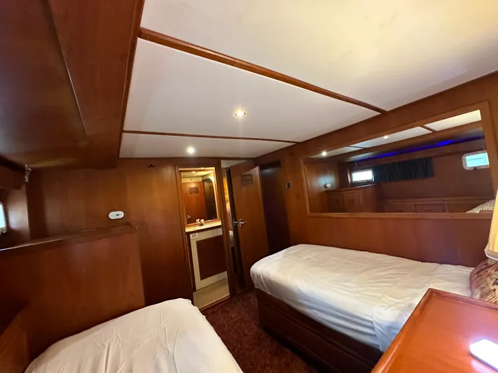 Ranger Yacht Photos Pics 