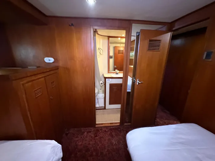 Ranger Yacht Photos Pics 