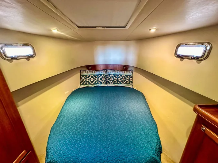 Andiamo Yacht Photos Pics 