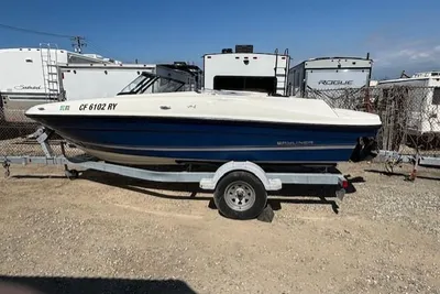 Bayliner VR4 Bowrider I/O