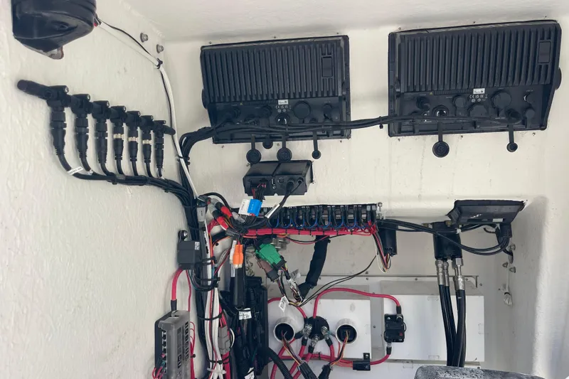  Yacht Photos Pics Electrical wiring and components inside a 2023 Pair Customs 24 Center Console DV boat.