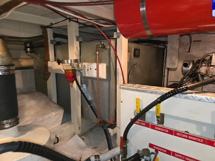 Carina Yacht Photos Pics 