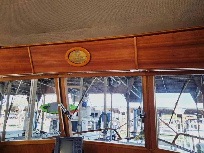 Carina Yacht Photos Pics 