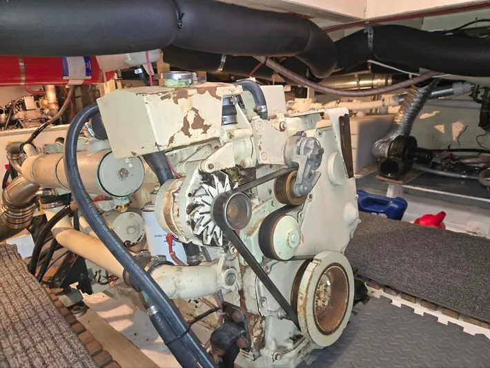 Carina Yacht Photos Pics 