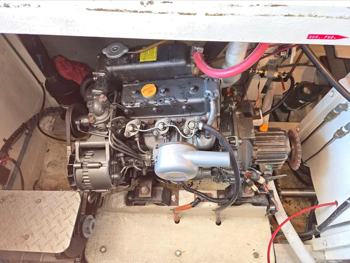 Carina Yacht Photos Pics 