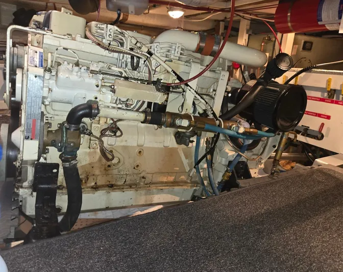 Carina Yacht Photos Pics 