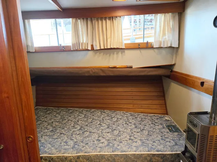 Carina Yacht Photos Pics 