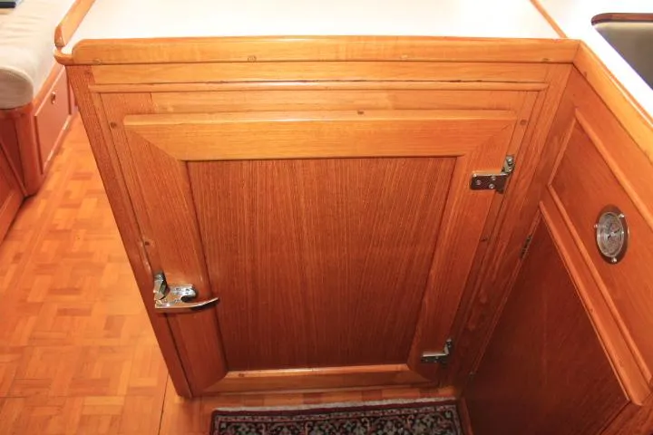 Carina Yacht Photos Pics 