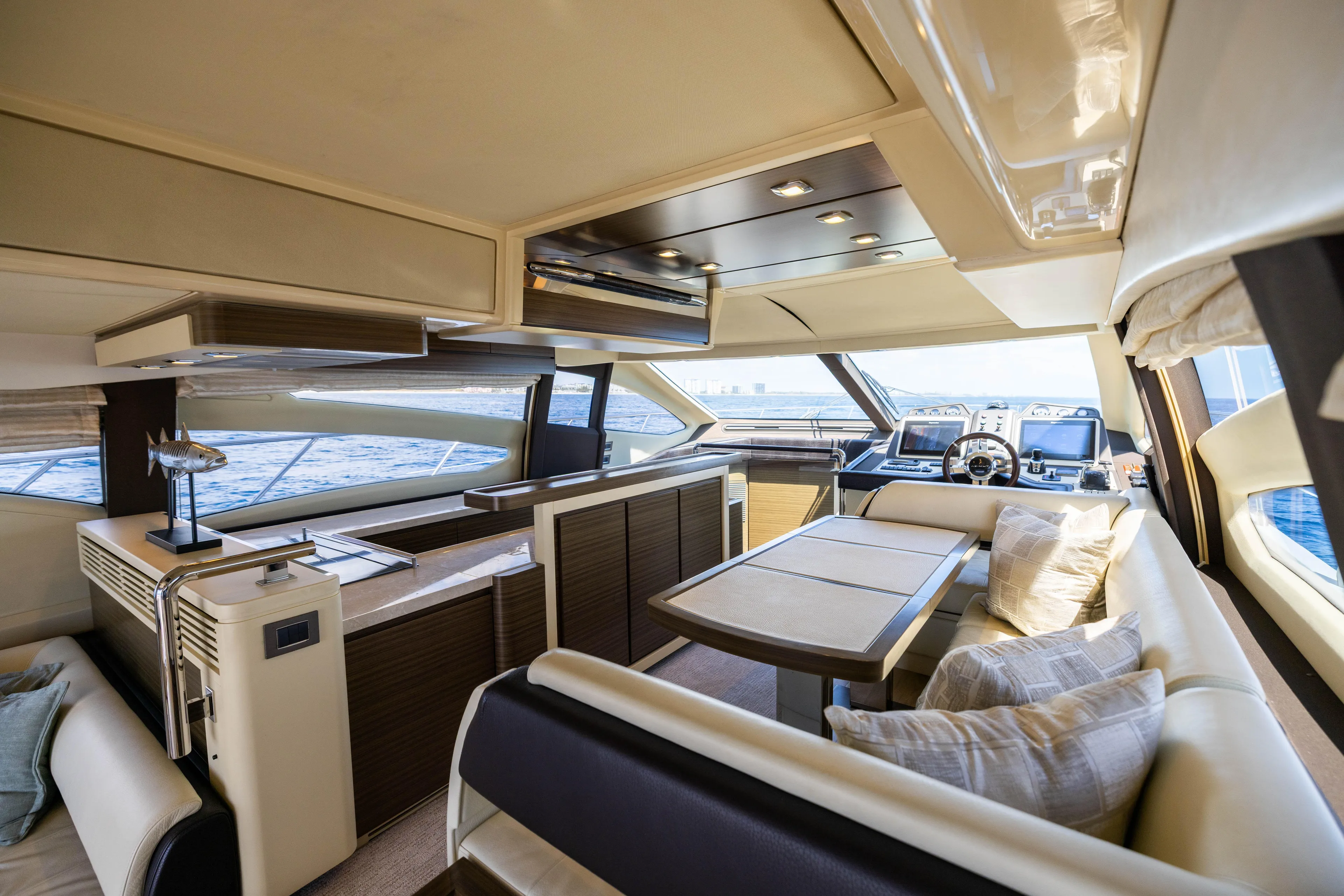 A/sea Yacht Photos Pics Azimut 64 A/Sea - Interior Galley