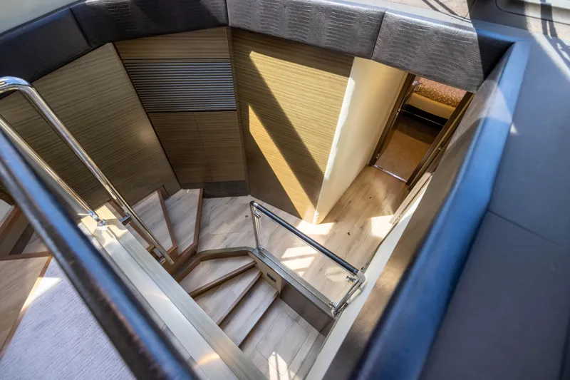 A/sea Yacht Photos Pics Azimut 64 A/Sea - Interior Companionway