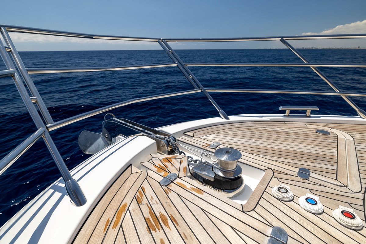 2015 Azimut 64 