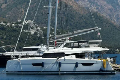 Fountaine Pajot Catamaran Elba 45