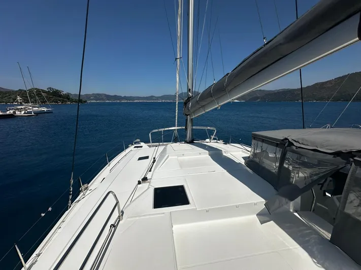  Yacht Photos Pics 2021 Fountaine Pajot Catamaran Elba 45