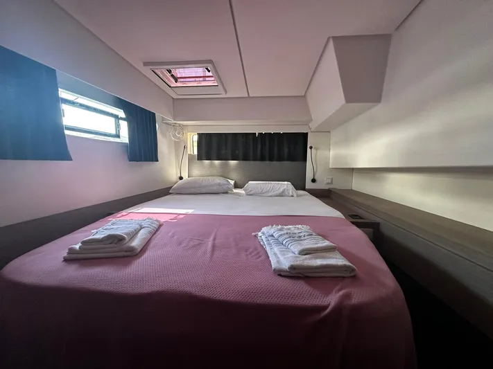  Yacht Photos Pics 2021 Fountaine Pajot Catamaran Elba 45