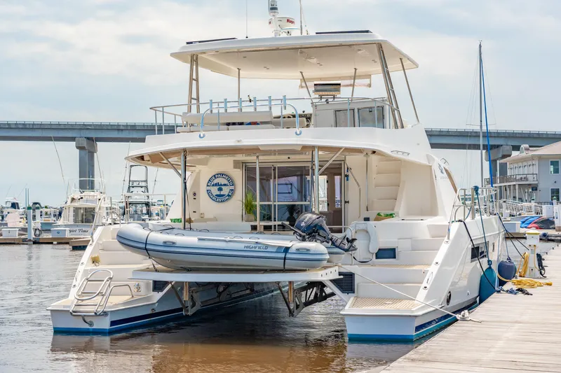 Blue Palmetto Yacht Photos Pics 