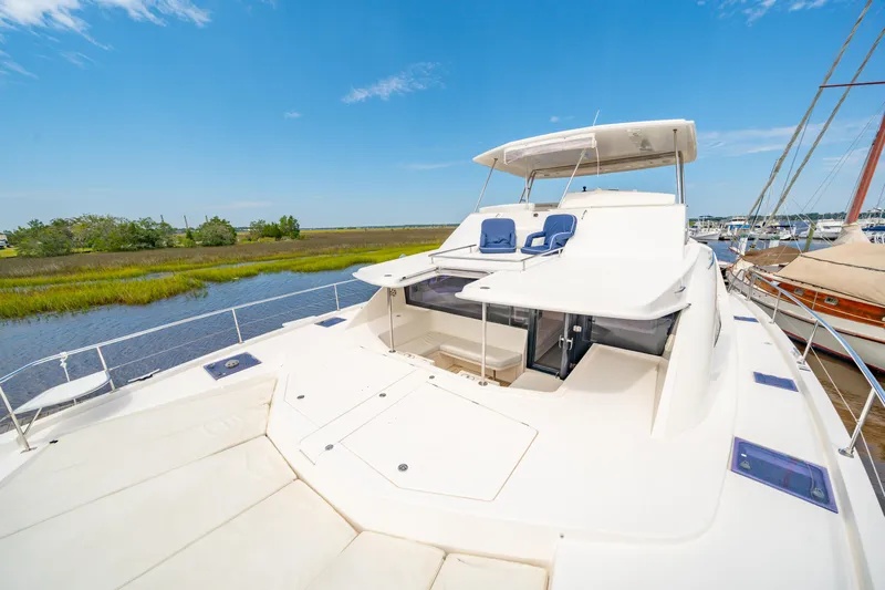 Blue Palmetto Yacht Photos Pics 