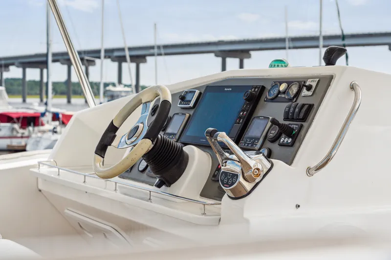 Blue Palmetto Yacht Photos Pics 