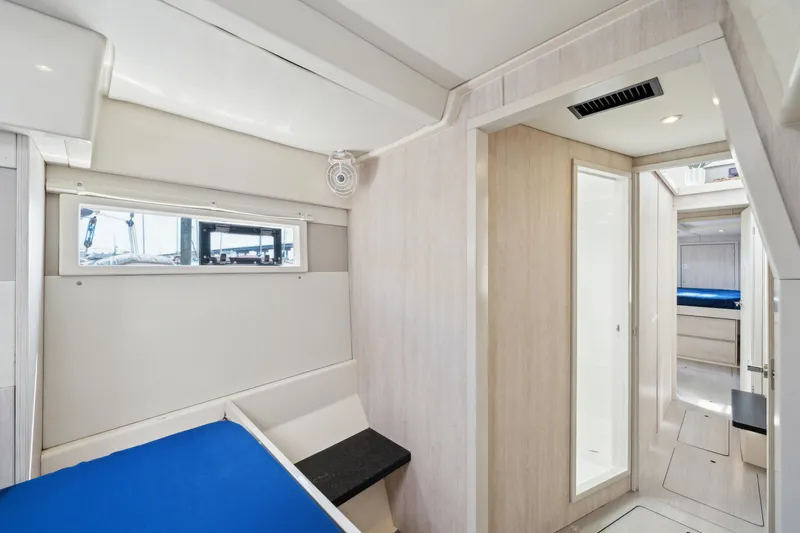 Blue Palmetto Yacht Photos Pics 