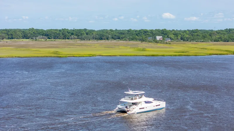 Blue Palmetto Yacht Photos Pics 