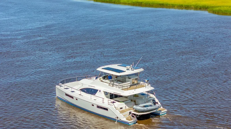 Blue Palmetto Yacht Photos Pics 