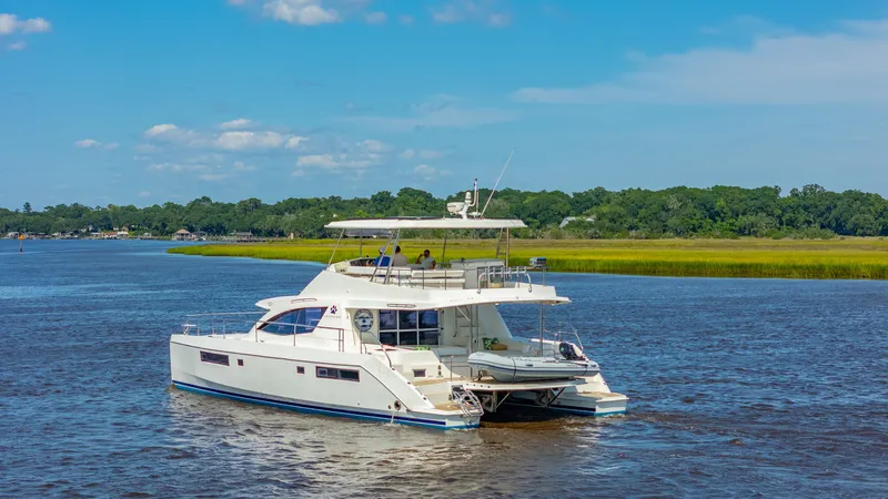 Blue Palmetto Yacht Photos Pics 