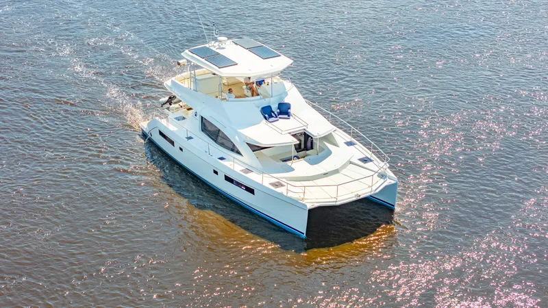 Blue Palmetto Yacht Photos Pics 