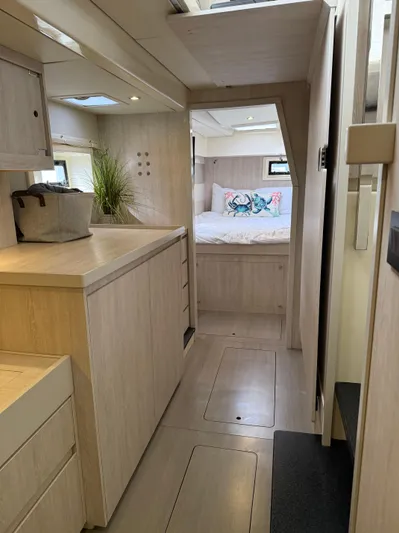 Blue Palmetto Yacht Photos Pics 