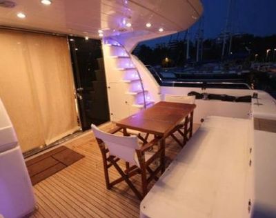 Yacht