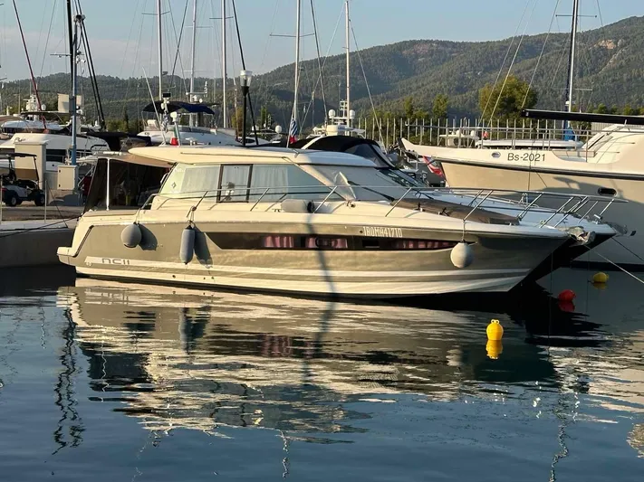  Yacht Photos Pics NC 11 - Dream Sea Yachting