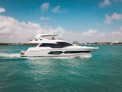Yacht