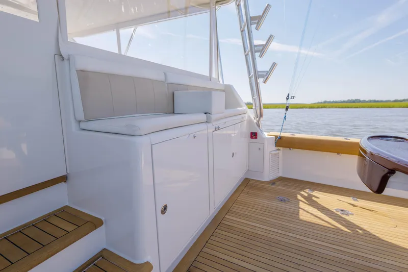 Legal Holiday Yacht Photos Pics Donzi 58 Legal Holiday - Exterior Cockpit