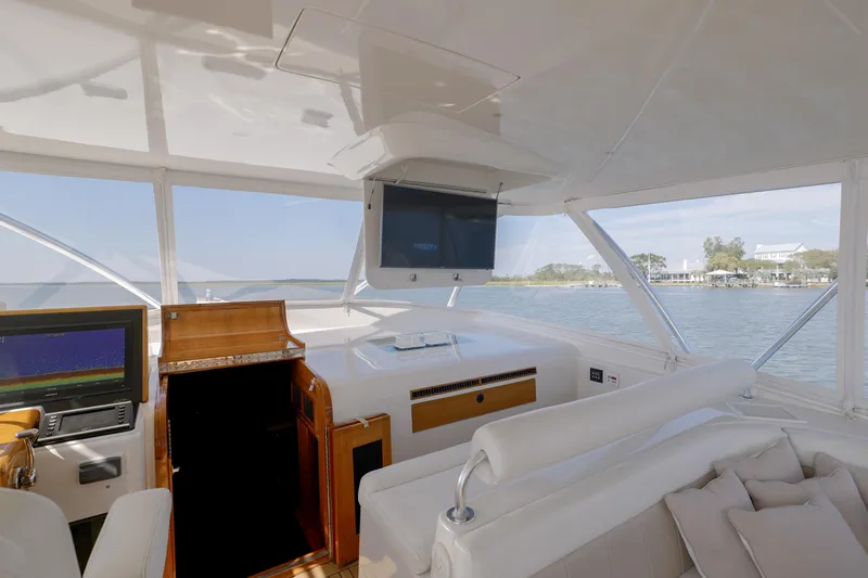 Legal Holiday Yacht Photos Pics Donzi 58 Legal Holiday - Exterior Helm Area