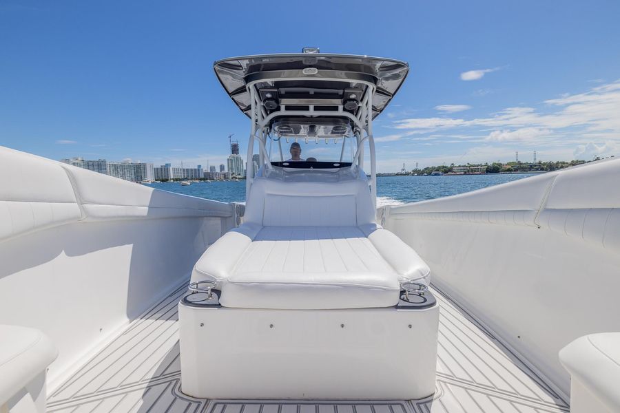 2013 Nor-Tech 390 Center Console